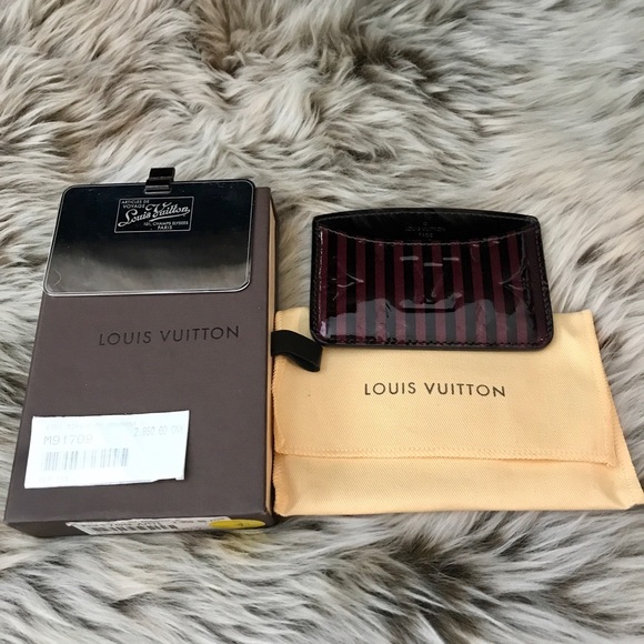 Authentic Louis Vuitton card holder with mirror - Picture 2 of 7